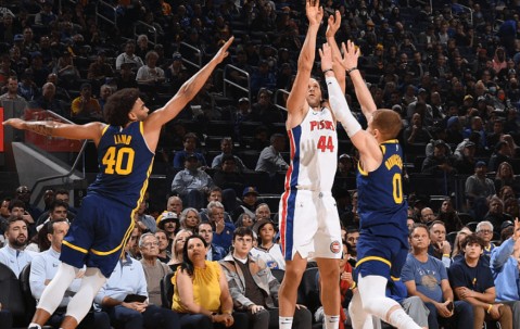 南宫娱乐-关于联赛巅峰对决！祁连火箭队读秒绝平川蜀赤兔队，排球赛场再起波澜；回归即成焦点的信息