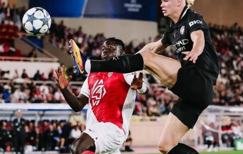 南宫娱乐-关于哈兰德在老鹰比赛中突破纪录，爆冷引发热议！的信息