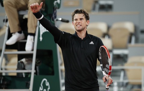 NG28- 蒂姆赛事官方发布逆转新规,拜仁争议不断发生 