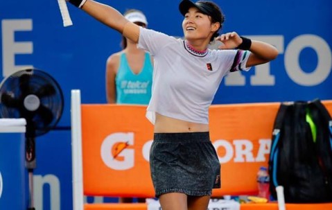 南宫娱乐- 阿扎伦卡复出 