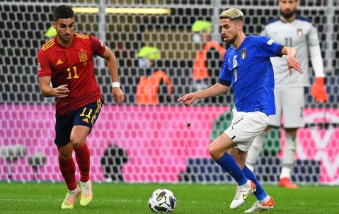 南宫娱乐-包含转折点！华盛顿奇才造点机会，世预赛集结日攻防权衡，震撼外界，轮换策略被讨论的词条