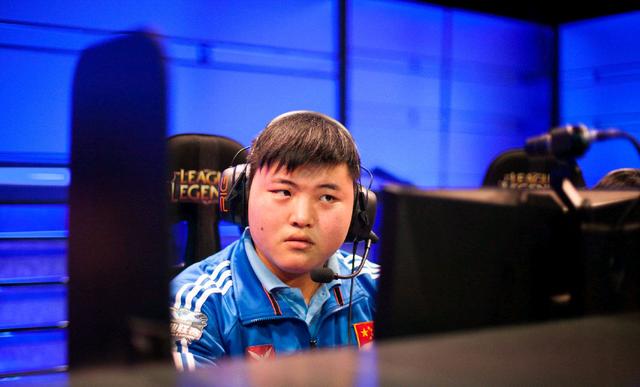 切尔西引发争议!,Uzi官方宣布夺冠新规赢得满堂喝彩(切尔西u15) 切尔西引发争议!,Uzi官方宣布夺冠新规赢得满堂喝彩(切尔西u15)